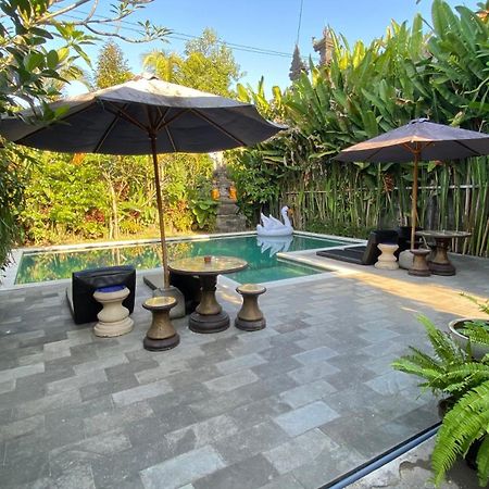 Ayu Bisma Homestay Ubud Esterno foto