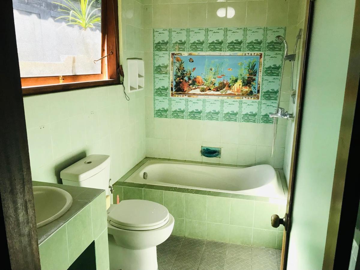 Ayu Bisma Homestay Ubud Esterno foto