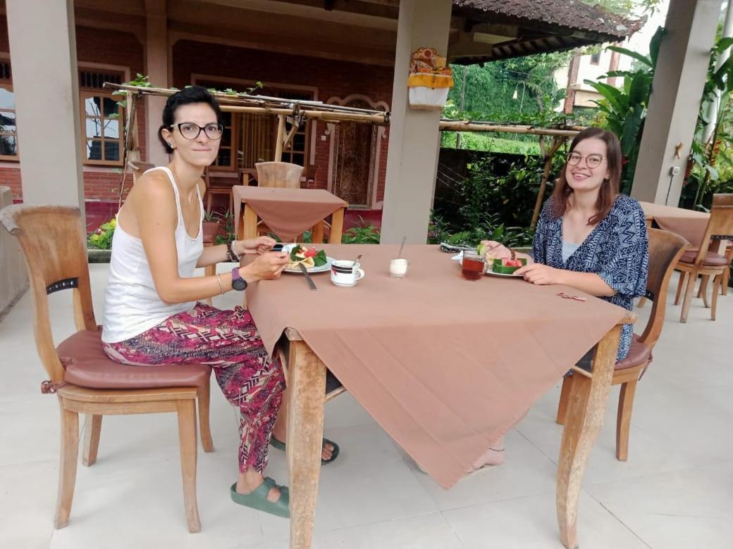 Ayu Bisma Homestay Ubud Esterno foto